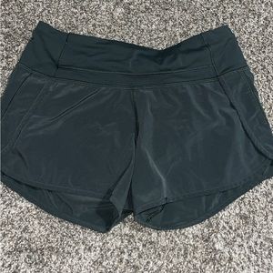 lululemon green shorts size 4 older style